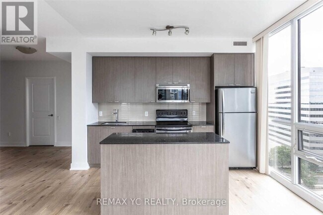 Building Photo - 23 Sheppard Ave E