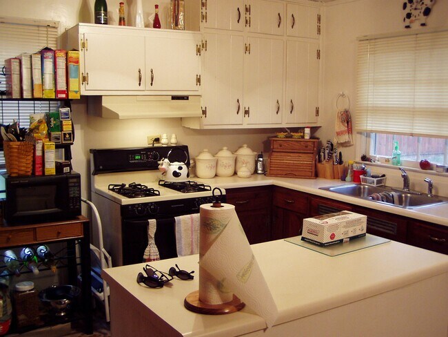 Foto del edificio - 106 Woodland Ct
