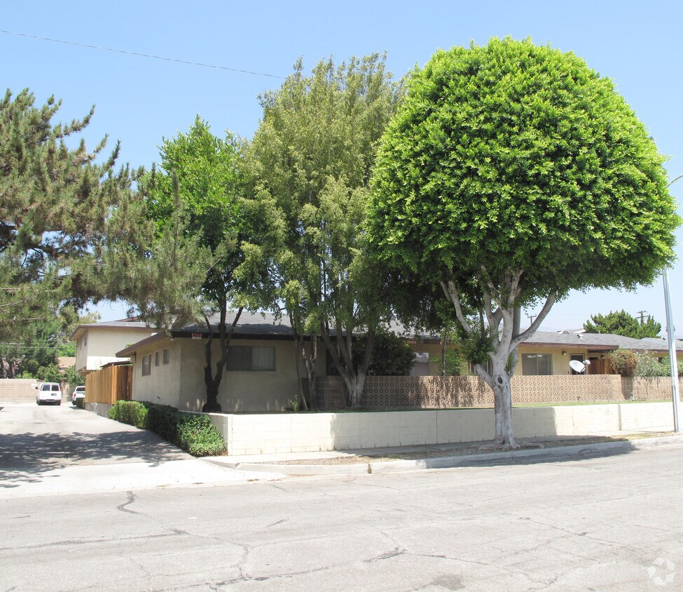 525 Claraday St, Glendora, CA 91740 Apartments in Glendora, CA