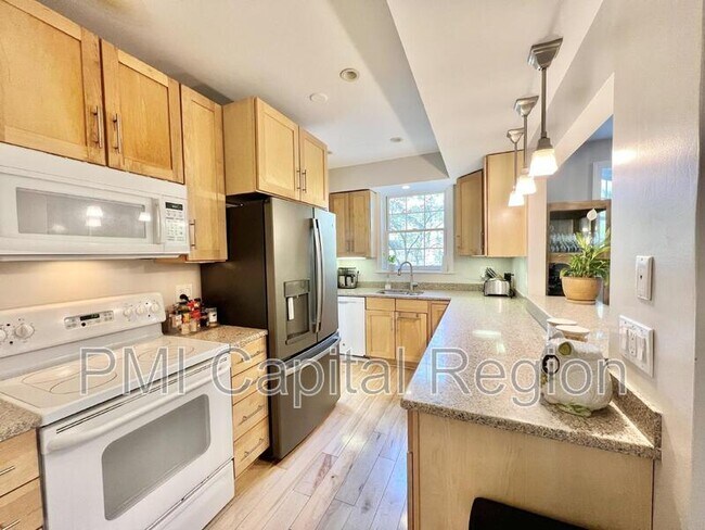 Building Photo - 909 Sligo Creek Pkwy