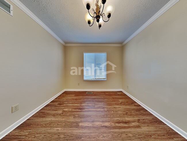 Foto del edificio - 7083 Hunters Moon Ct