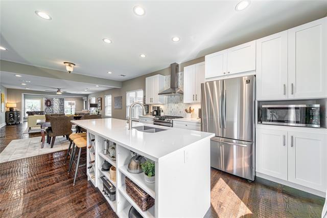 Building Photo - 7214 Kenwell St