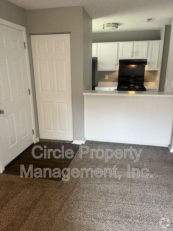 Building Photo - 4030 Hunters Ridge Dr SW