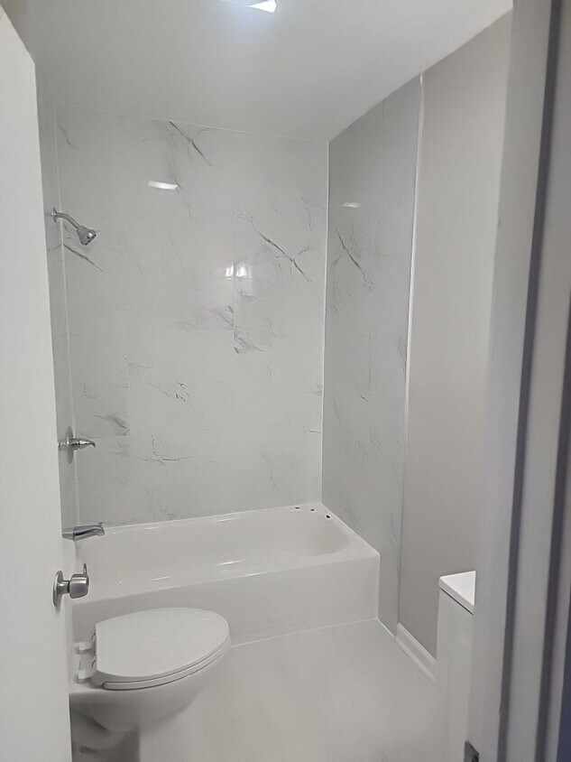 Primary Photo - Newly Renovated 3 Bedroom Section 8 are We...