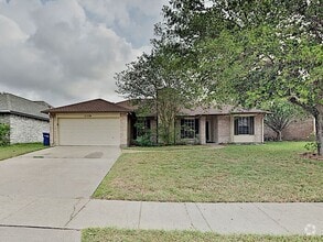 Building Photo - 5110 Toledo Dr