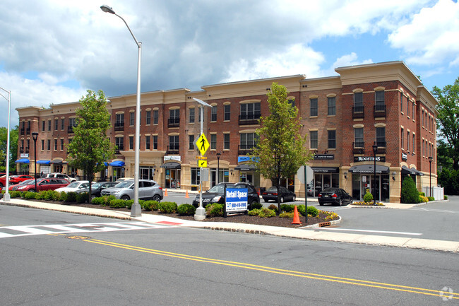 Foto del edificio - The Promenade at Summit