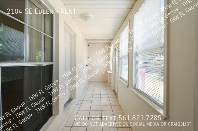 Foto del edificio - 2104 SE Edler-RENT
