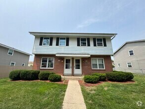 Building Photo - 6455 N 106th St