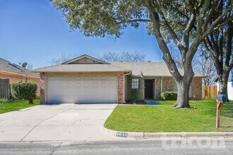 Building Photo - 1844 Hunting Green Dr