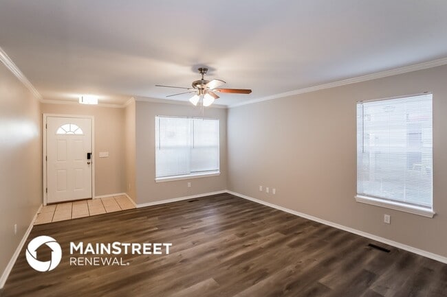 Building Photo - 304 Belmont Dr