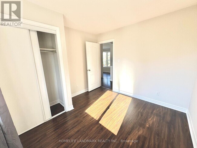 Building Photo - 113 Mynden Way