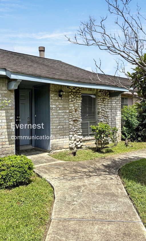 Primary Photo - 6847 Chasewood Dr