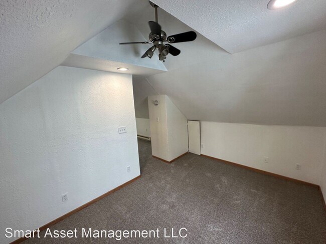Building Photo - 3 br, 1 bath House - 5035 N 27th St.