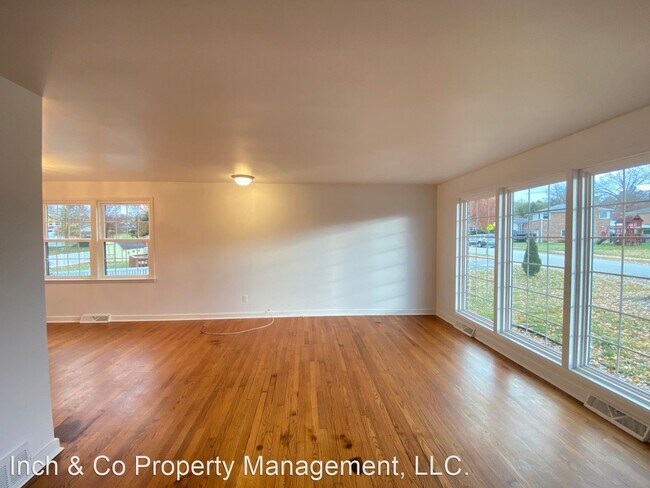 Foto del edificio - 3 br, 1.5 bath House - 2461 Schoolhouse Lane