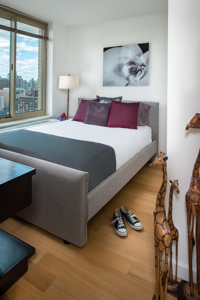 Foto del edificio - 260 W 54th St