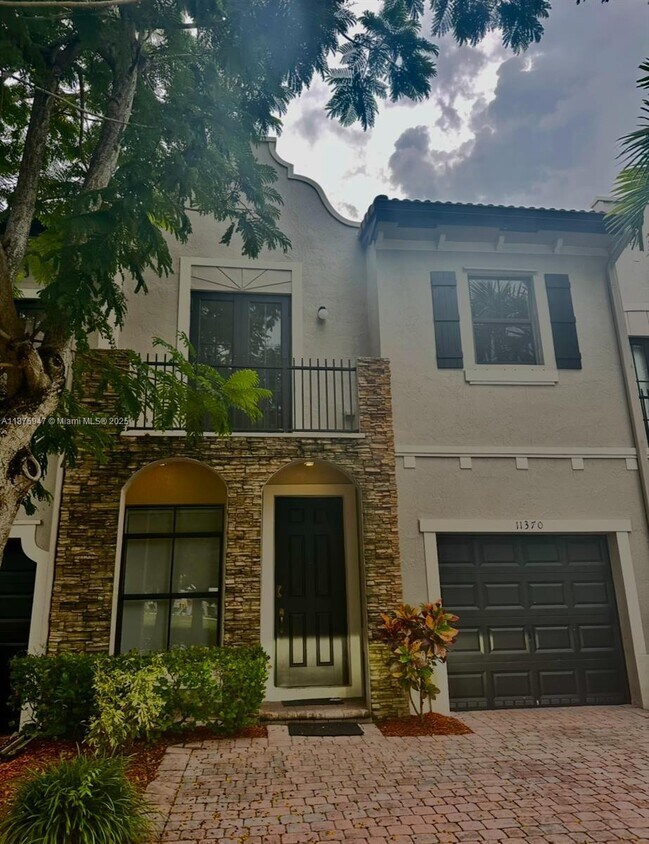 Foto principal - 11370 SW 236th St