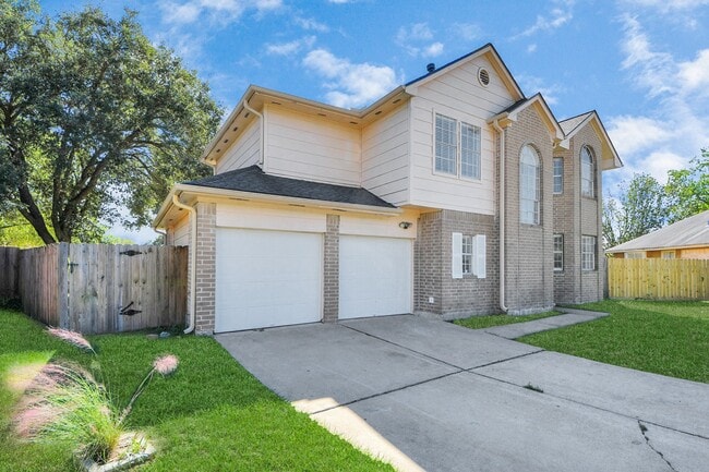 Foto del edificio - 20303 White Poplar Dr