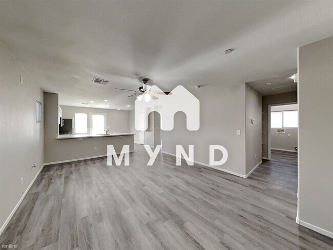 Foto del edificio - 3 br, 2 bath House - 1425 Hassell Ave