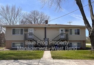 Building Photo - 1349 Kewaskum St