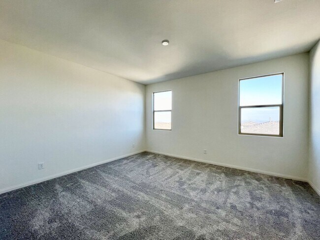 Foto del edificio - 1606 Rock Kestrel St