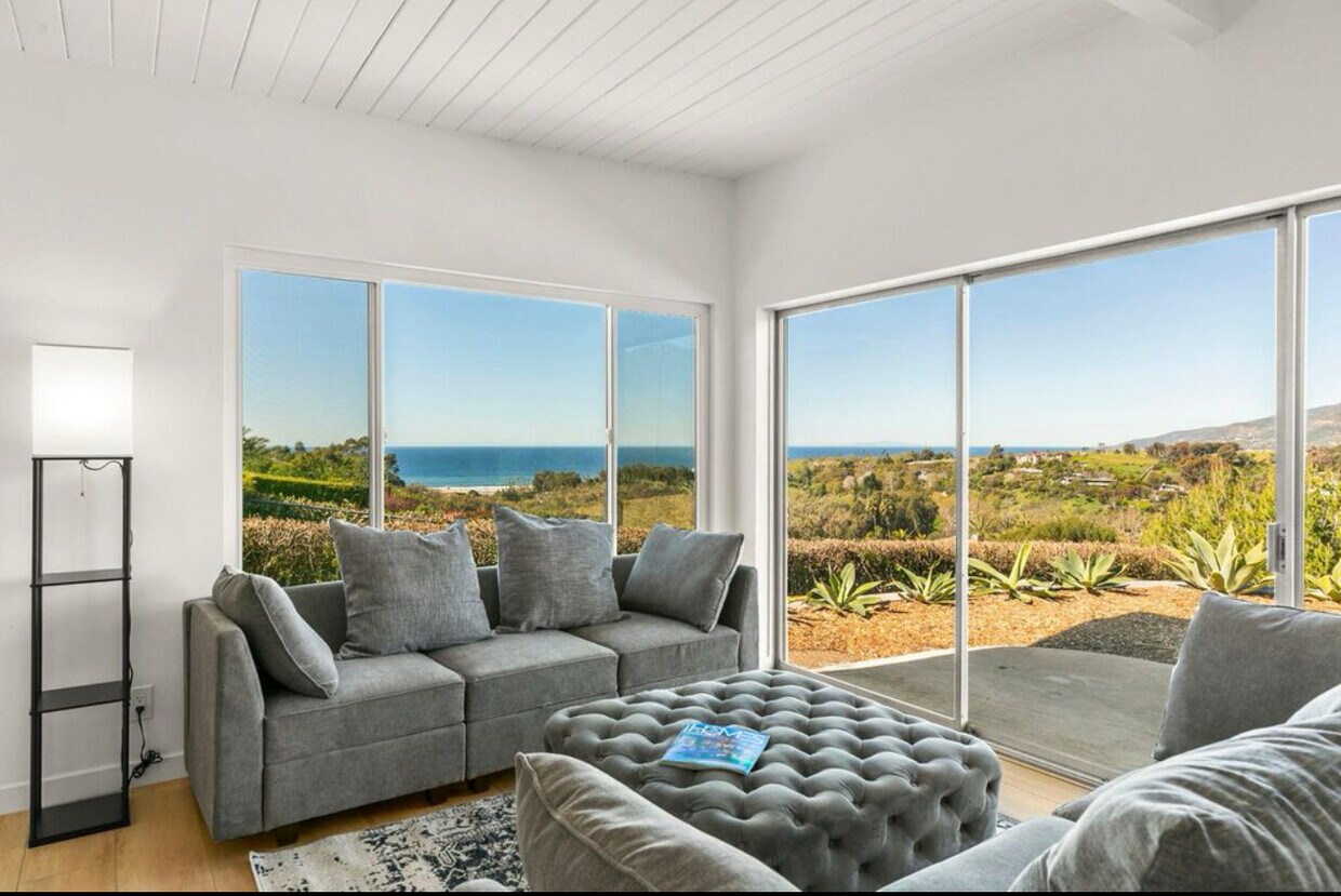 Foto principal - 29259 Heathercliff Rd