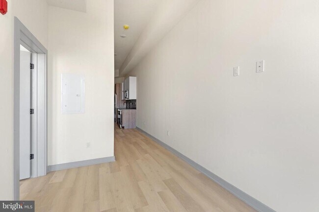 Foto del edificio - 689 N Broad St
