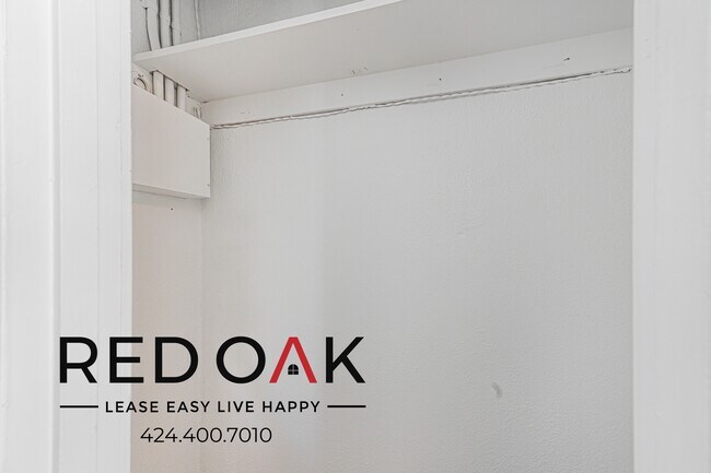 Building Photo - 102 N Glendale Ave