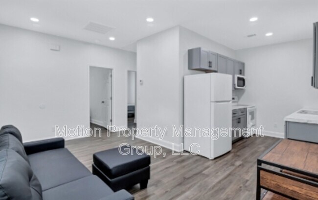 Foto del edificio - 700 Carmen Ave