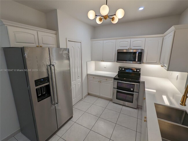 Building Photo - 12381 Natalies Cove Rd