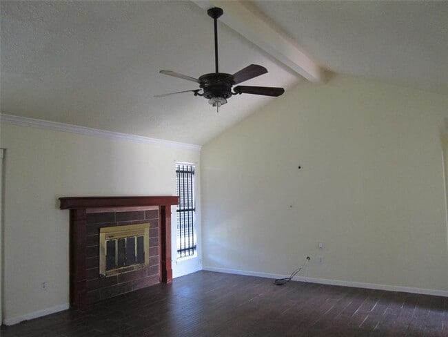 Building Photo - 1142 Mossridge Dr