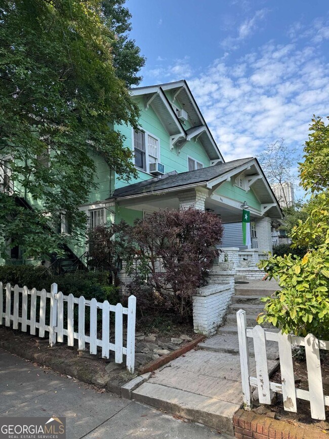 Foto del edificio - 343 4th St NE