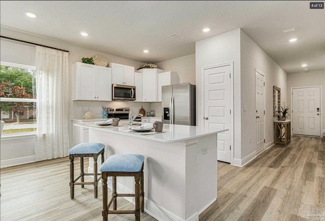 Building Photo - 9012 Golden Eye Dr