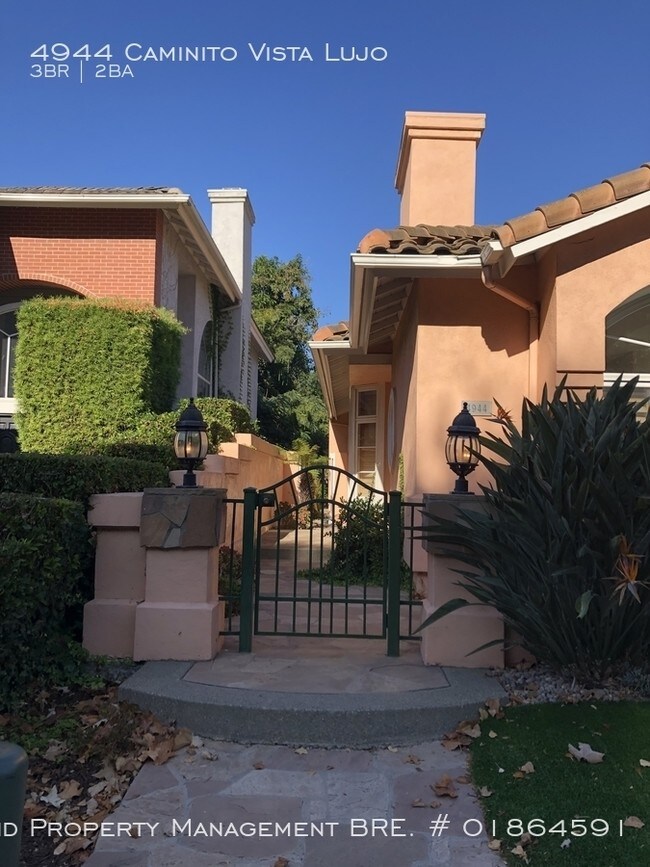 Building Photo - 3 bd and 2 ba home now available!