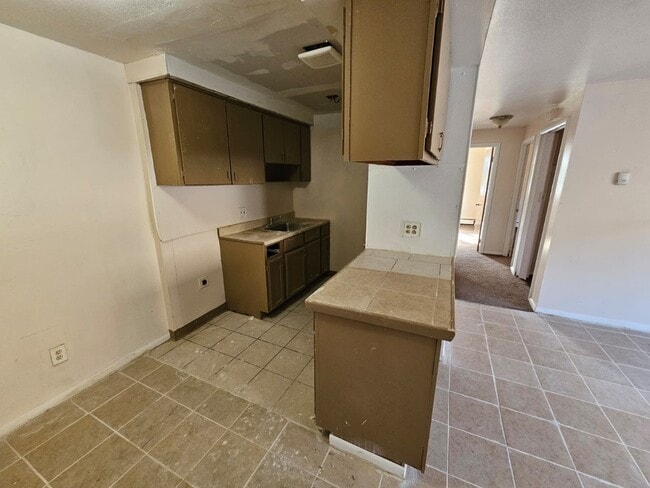 Foto del edificio - 1885 N Taylor Rd