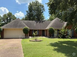 Building Photo - 433 Spruce Glen Dr