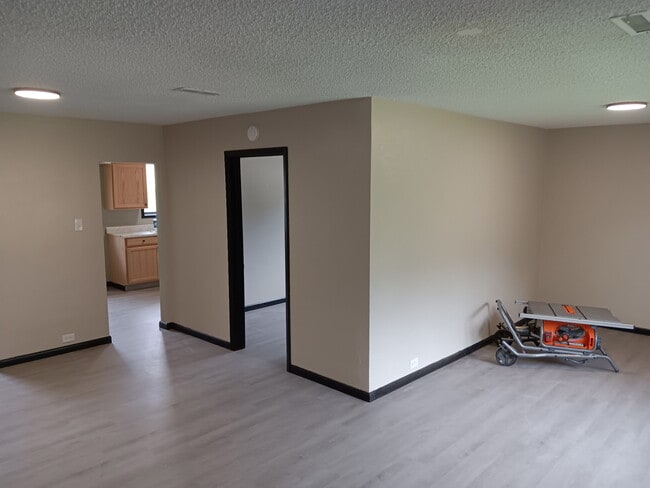 Foto del edificio - 3008 S Meridian St