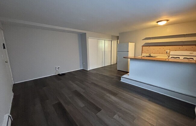 Foto del edificio - 507 Lowell Ave