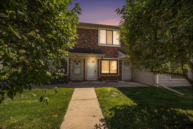 Building Photo - 30785 Hidden Pines Ln