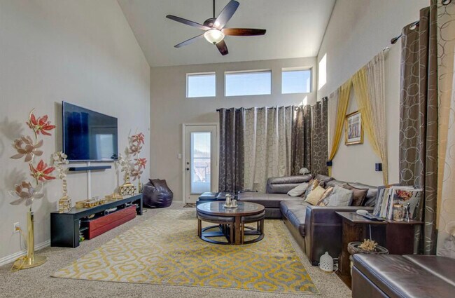 Foto del edificio - 9816 Cambria Ct