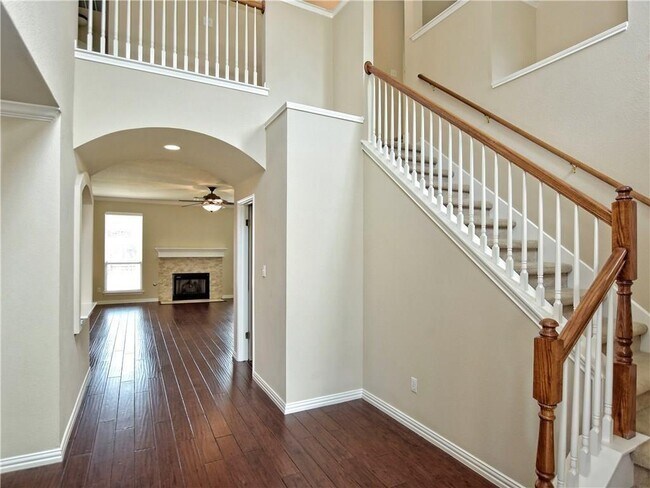 Building Photo - 15521 Whistling Straits Dr