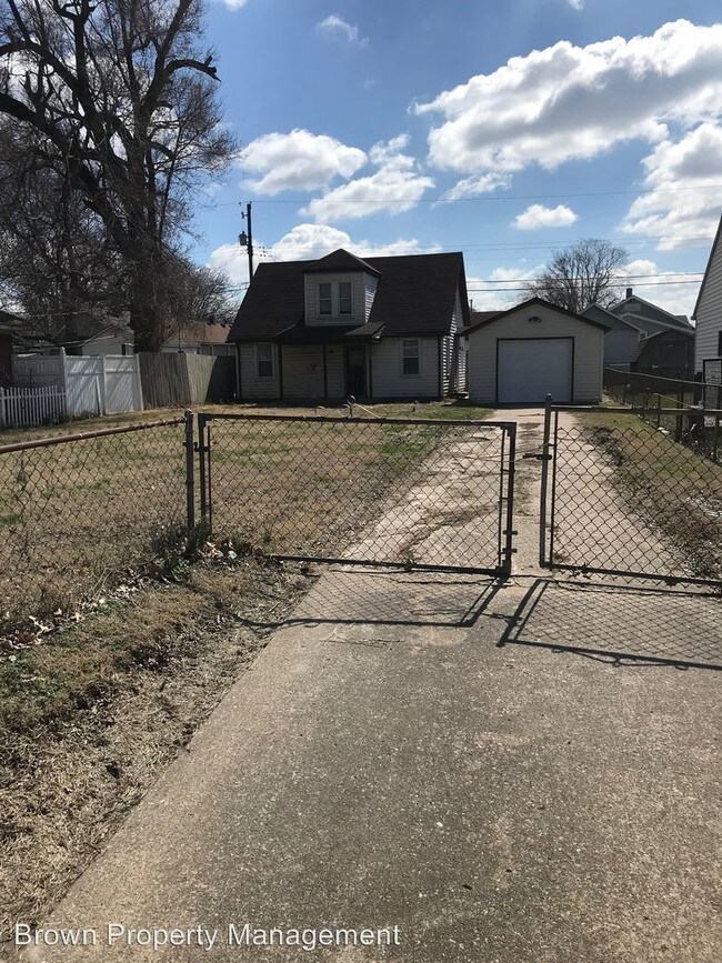 Building Photo - 2 br, 1 bath House - 1218 Granite Ave.