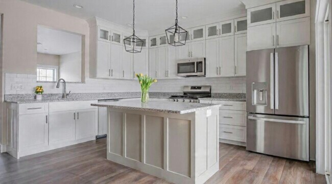 Foto del edificio - 33 Wisteria Ln
