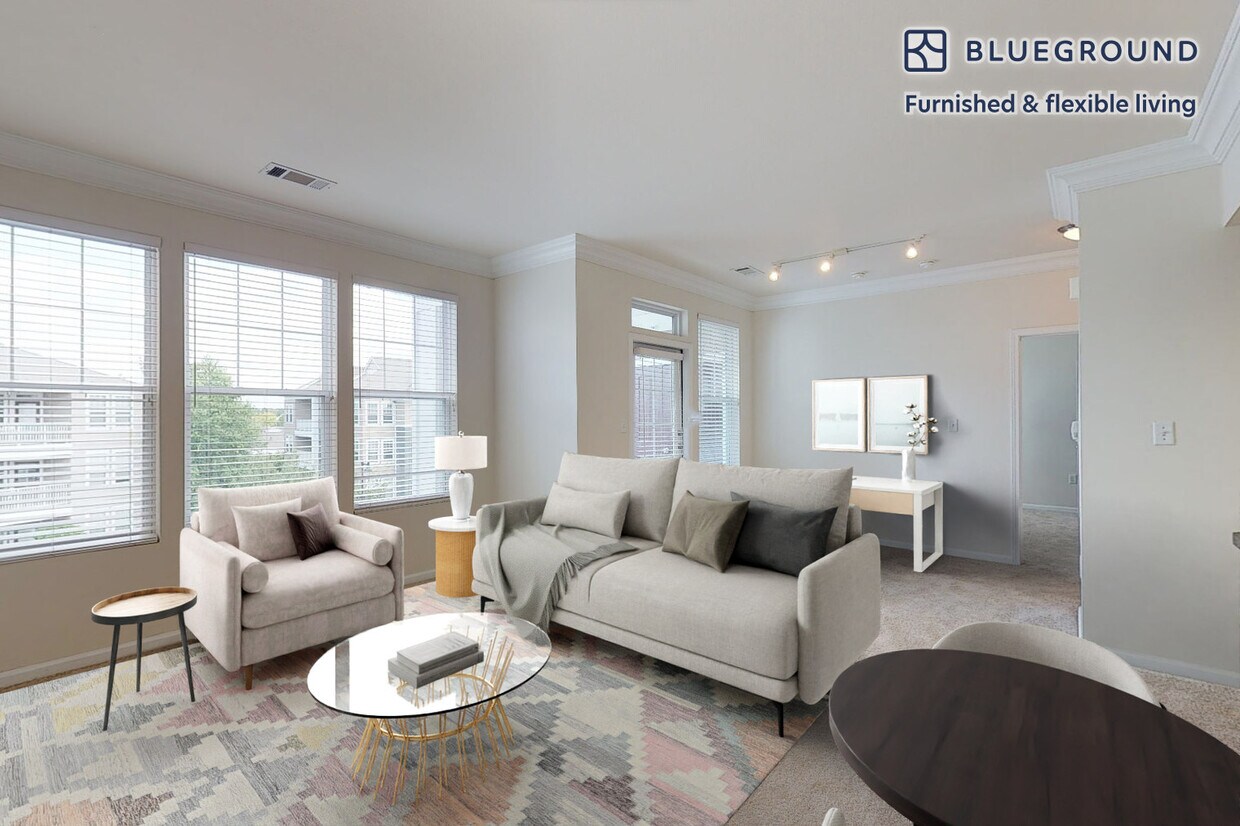 Foto principal - 1299 Corporate Dr