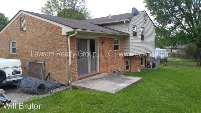 Building Photo - 5750 Halcun Dr