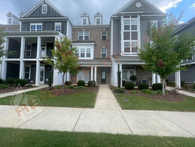 Foto del edificio - Luxury 3 Story 4 BD/3.5 Bath Townhome @ Sm...