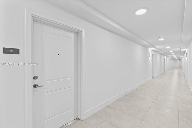 Foto del edificio - 5579 Millennia Park Dr