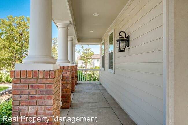 Building Photo - 5 br, 4 bath House - 13701 Faringford Lane