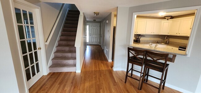 Building Photo - 20 Mountain Laurel Ln