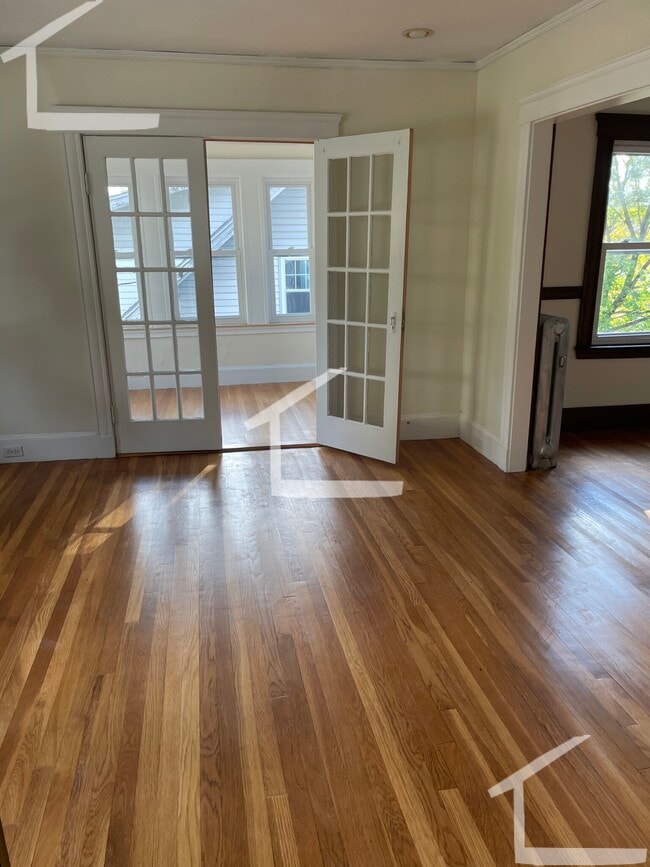 Foto del edificio - 50 Larch St