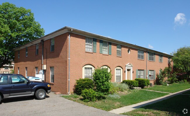 Building Photo - 69-73 Georgetown Dr